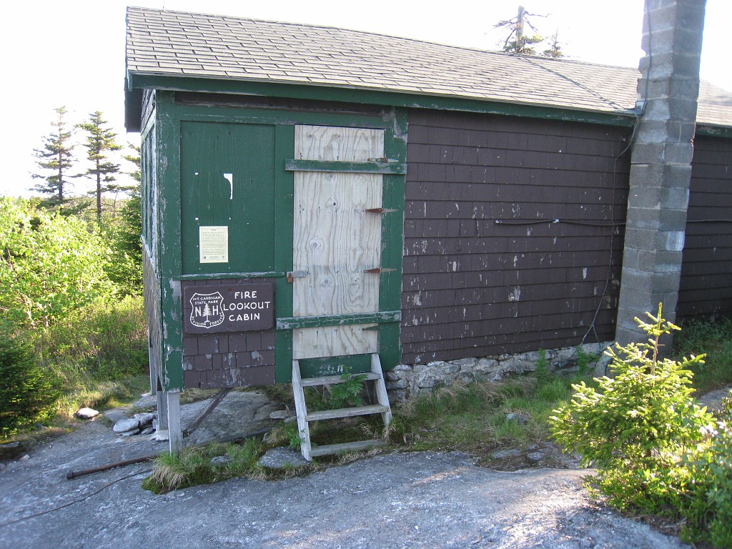 Mt Cardigan NH 2010 0315.jpg - Mt. Cardigan in New Hampshire. Summited on May 25, 2010. There are numerous trails to the peak... I had to pick the extremely difficult one. The views were worth it.